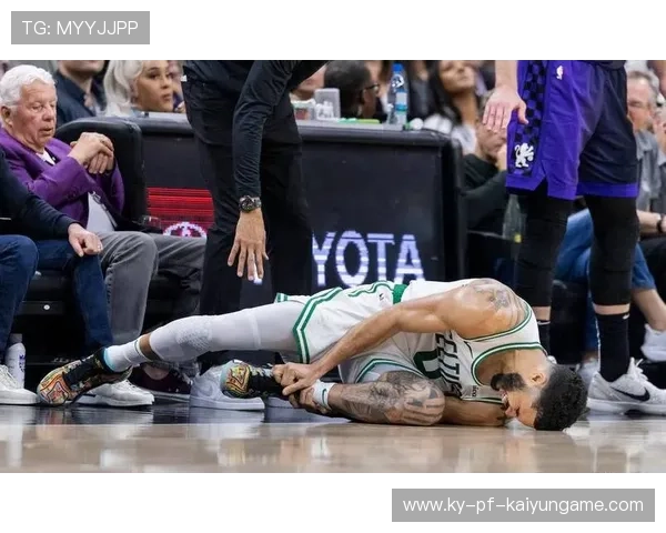 塔图姆果断出手,波士顿凯尔特人不再犹豫 塔图姆果断出手,波士顿凯尔特人不再犹豫